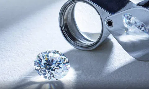 Kim cương rời: “tích sản” nghe sang, nhưng có thực sự sinh lời?