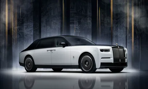 Cận cảnh Rolls-Royce Phantom phiên bản kỷ niệm 100 năm, chỉ sản xuất 25 chiếc trên toàn cầu