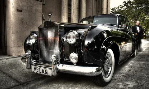 Rolls-Royce cổ điển: Lựa chọn thông minh của giới sành xe toàn cầu