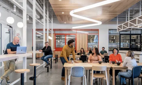 Tầng lớp siêu giàu trăn trở về tương lai nghề nghiệp của thế hệ kế thừa