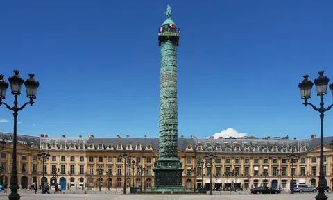 Trang sức cao cấp vươn lên làm trụ cột mới của thế giới xa xỉ