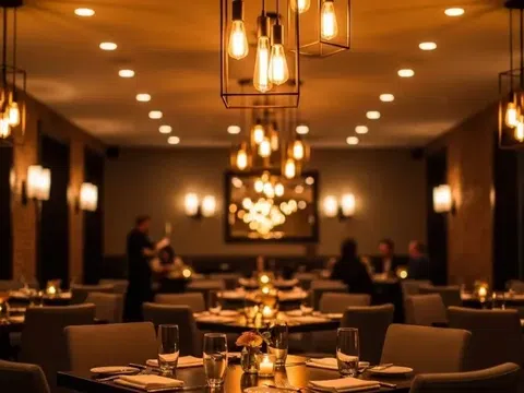 Ánh sáng cũng biết kể chuyện: Khám phá triết lý thiết kế đằng sau sắc vàng quyến rũ của các nhà hàng sang trọng