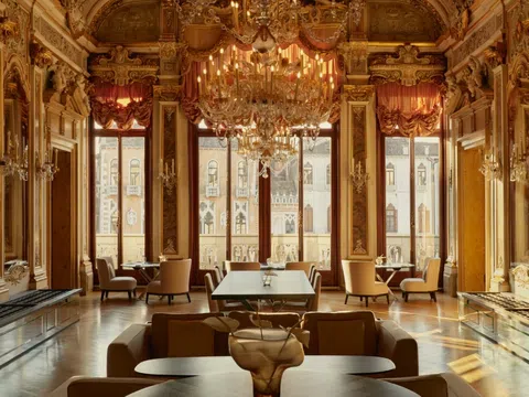 Có gì ở Aman Venice: Khách sạn riêng tư quyến rũ nhất năm 2025