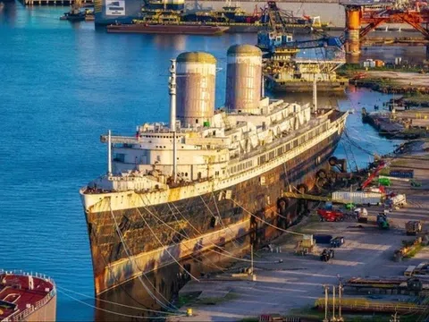 Vinh quang rồi tàn lụi: Hành trình của siêu du thuyền Mỹ từng nhanh bậc nhất hành tinh