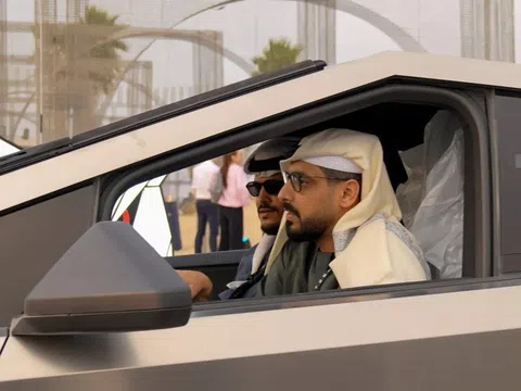 Elon Musk và sự khó khăn trong cuộc chinh phục giới nhà giàu bằng Cybertruck