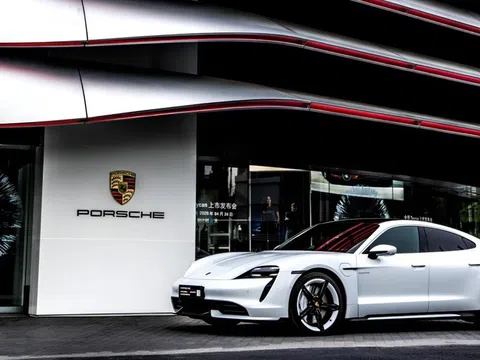 Xe sang BMW, Mercedes hay Porsche đều rơi vào 'hố đen'