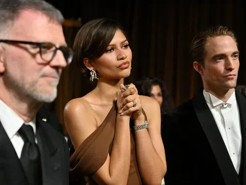 Kho đồng hồ triệu đô của bạn gái 'người nhện' Tom Holland: Từ Rolex đến Patek Philippe