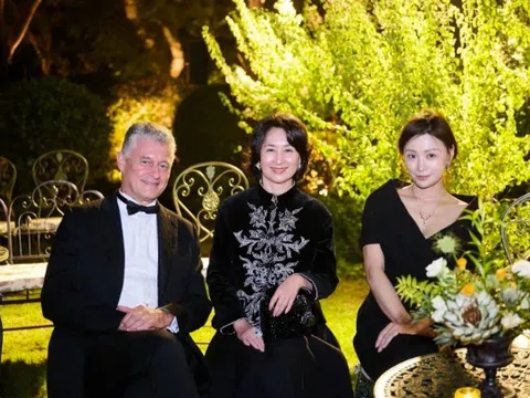 Không chỉ giàu: Bí mật khí chất khiến ‘bà trùm’ họ Hà luôn ở đỉnh cao quyền lực