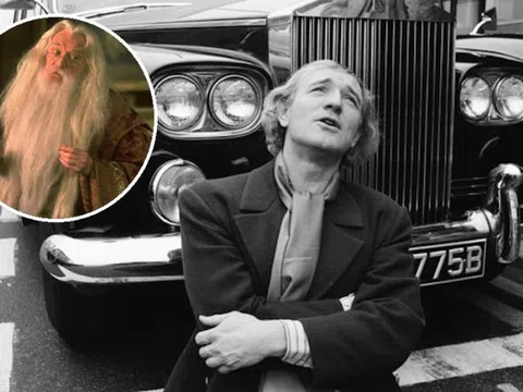 Diễn viên nổi tiếng bỏ quên Rolls-Royce Phantom trong hầm đỗ xe suốt 25 năm, tiền gửi đồn đoán lên đến hàng chục tỷ đồng