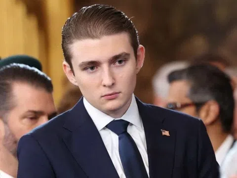 Barron Trump vướng ồn ào 'lập dị' tại Đại học New York