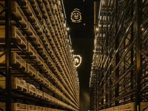 Bí mật bên trong kho vàng của giới siêu giàu: lượng vàng gửi vào tăng mạnh, có thỏi trị giá tới 2,2 triệu USD