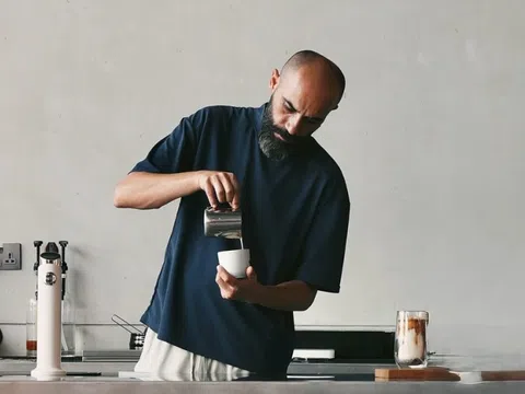 Ly cà phê hơn 25 triệu đồng ở Dubai có gì đặc biệt?