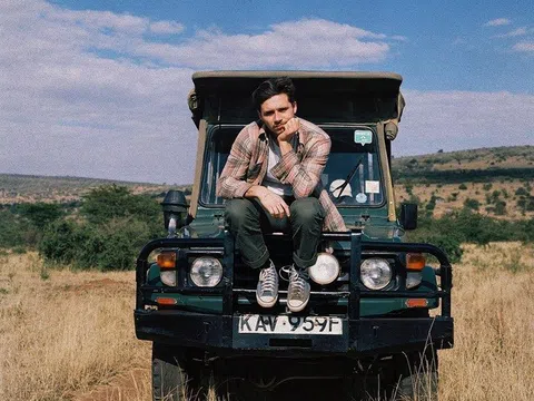 Bộ sưu tập xe sang trong garage của Brooklyn Beckham