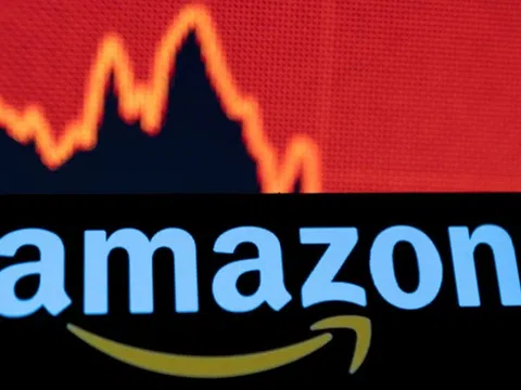 Phố Wall mất hơn 200 tỷ USD sau báo cáo của Amazon