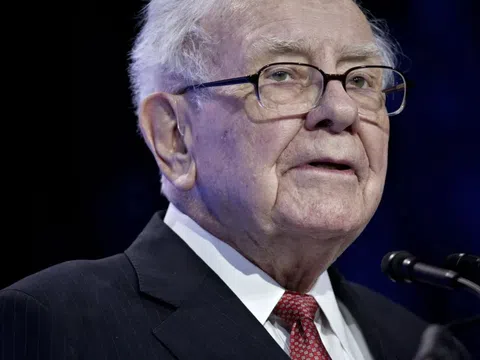 Warren Buffett : Khối tài sản khổng lồ đến mức nào trước khi về hưu