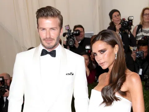 Vượt qua sóng gió gia đình, tài sản vợ chồng Beckham cán mốc ấn tượng, áp sát tài sản Quốc vương Anh