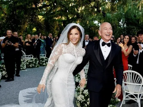 Đám cưới tỷ phú Jeff Bezos tại Venice mang về 1,1 tỷ USD cho thành phố