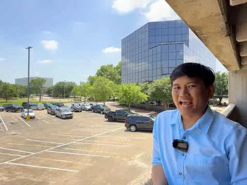 Triệu phú Vương Phạm gây choáng với màn "tậu" cao ốc nghìn tỷ ở Mỹ, còn mang xe tăng đi thử đường