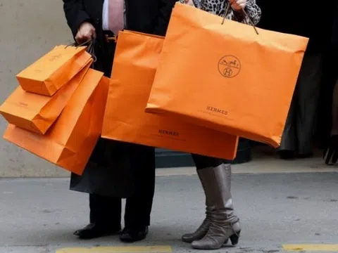 1% giàu nhất thế giới tiêu tiền khác 99% còn lại thế nào?