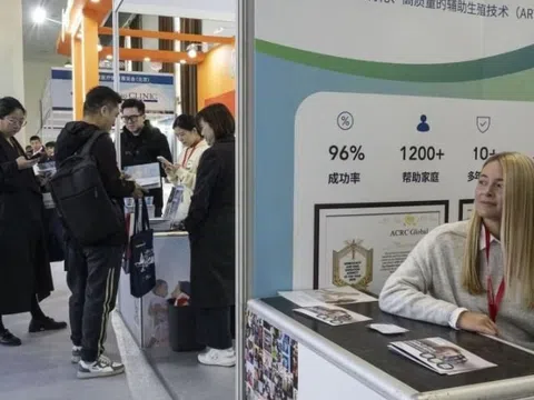 Giới siêu giàu Trung Quốc chi tiền triệu USD sang Mỹ thuê mang thai hộ