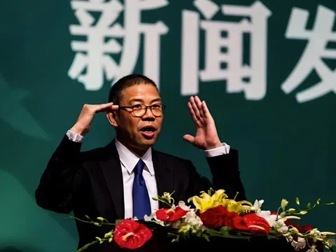 Tỷ phú giàu nhất Trung Quốc: Bỏ học lớp 6, trượt đại học 2 lần vẫn lên đỉnh tài sản