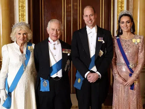 Vương phi Kate sắp nhận vật gia truyền hoàng tộc, tín hiệu đặc biệt từ Vua Charles III