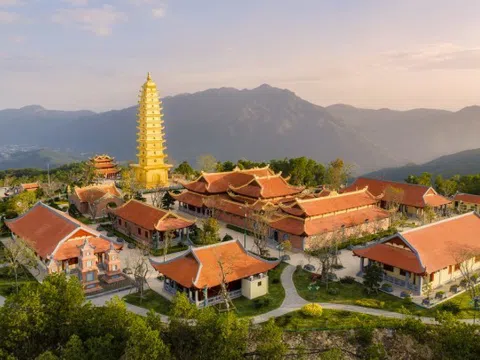 Cận cảnh bên trong ngôi chùa tổ chức lễ hằng thuận của thiếu gia Minh Hoàng và Phương Nhi