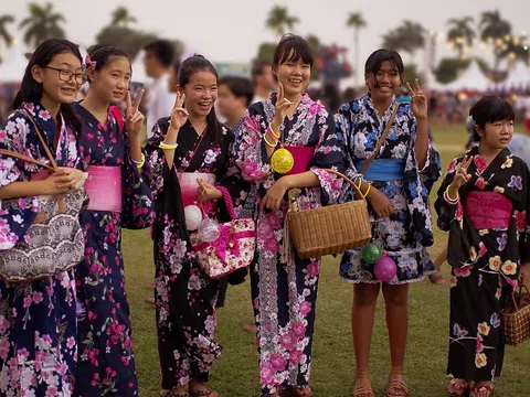 Vì sao giới siêu giàu Nhật Bản sống kín tiếng đến lạ?