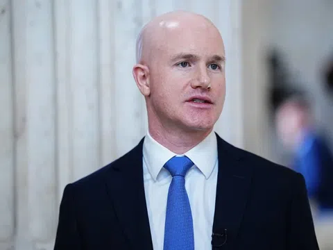 Biến động crypto khiến CEO Coinbase rời khỏi danh sách những người giàu nhất thế giới