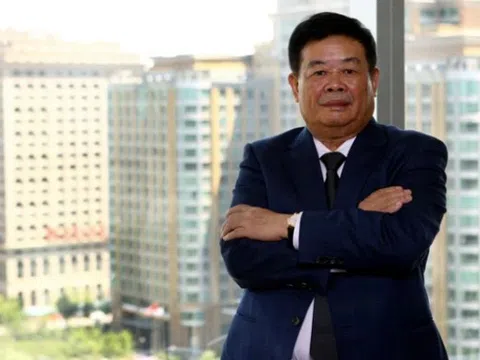 Giàu có nhưng khắt khe: Vị tỷ phú cho con làm công nhân, dành nửa gia sản làm thiện nguyện