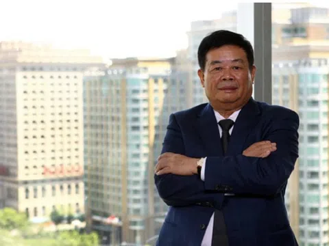 Đằng sau cuộc hôn nhân đặc biệt và cách dạy con khắc nghiệt của một tỷ phú