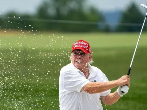 Sân golf gắn với tên tuổi ông Trump bất ngờ bị thanh tra