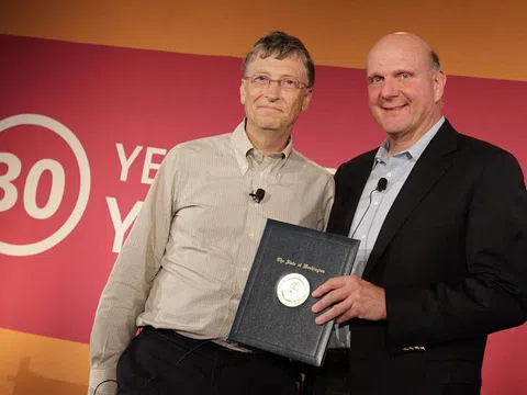 Cựu trợ lý của Bill Gates vươn lên giàu thứ 5 thế giới: Muốn phát triển hãy chơi với người giỏi và giàu hơn mình