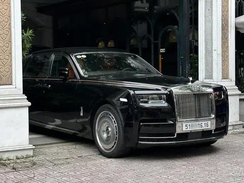 Đại gia Sài Gòn "chơi lớn" tậu Rolls-Royce Phantom VIII trị giá 60 tỷ đồng