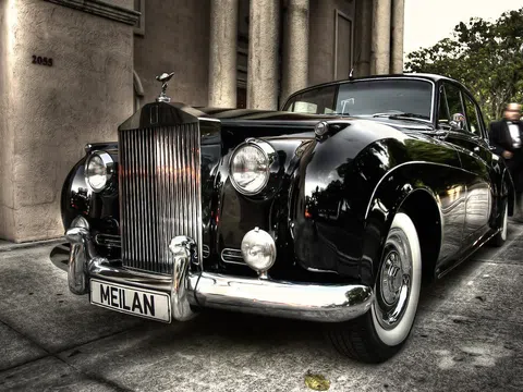 Rolls-Royce cổ điển: Lựa chọn thông minh của giới sành xe toàn cầu