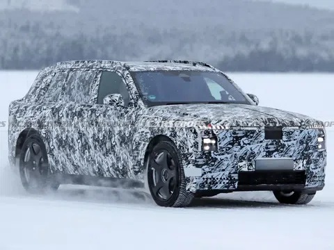 Rolls-Royce Cullinan thế hệ mới sẽ chạy hoàn toàn bằng điện: Thông số như thế nào?
