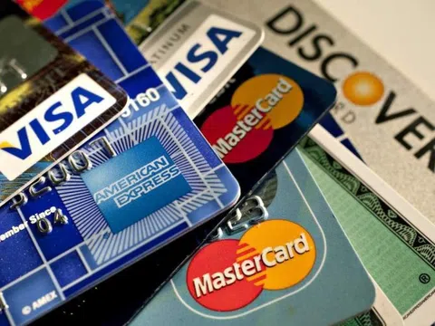 Bài học trăm triệu từ Thẻ tín dụng: Quên đóng 50.000đ - 150.000đ, thiệt hại hàng trăm triệu đồng