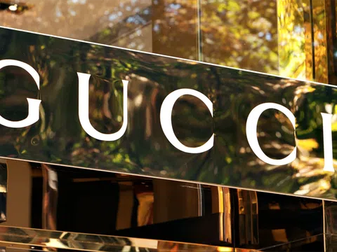 Sự thật chuyện Gucci chấp nhận thanh toán bằng Bitcoin và 11 loại tiền mã hoá