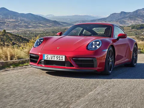 Porsche 911 GTS – Không ngừng bứt phá